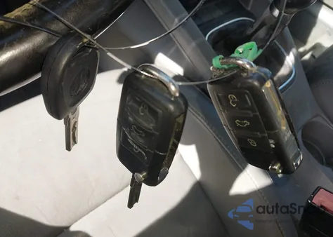 2006 Volkswagen Jetta Tdi from USA, damaged, VIN 3VWDT71K16M632557